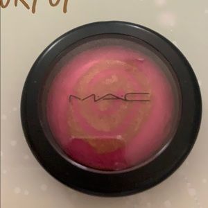 Mac Supernova Blush
